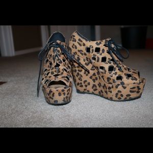Super cute stylish heels!